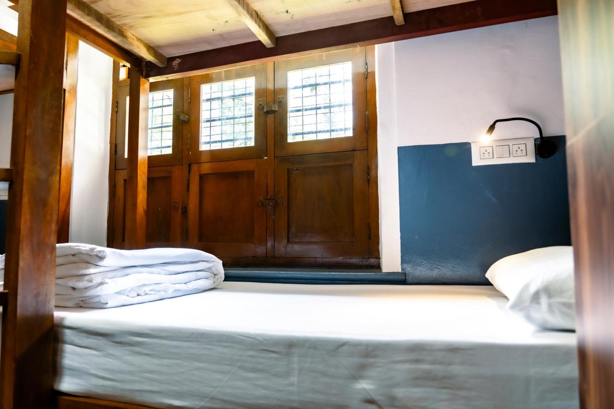 Hostel Leo Vishroam Mysore Exterior foto