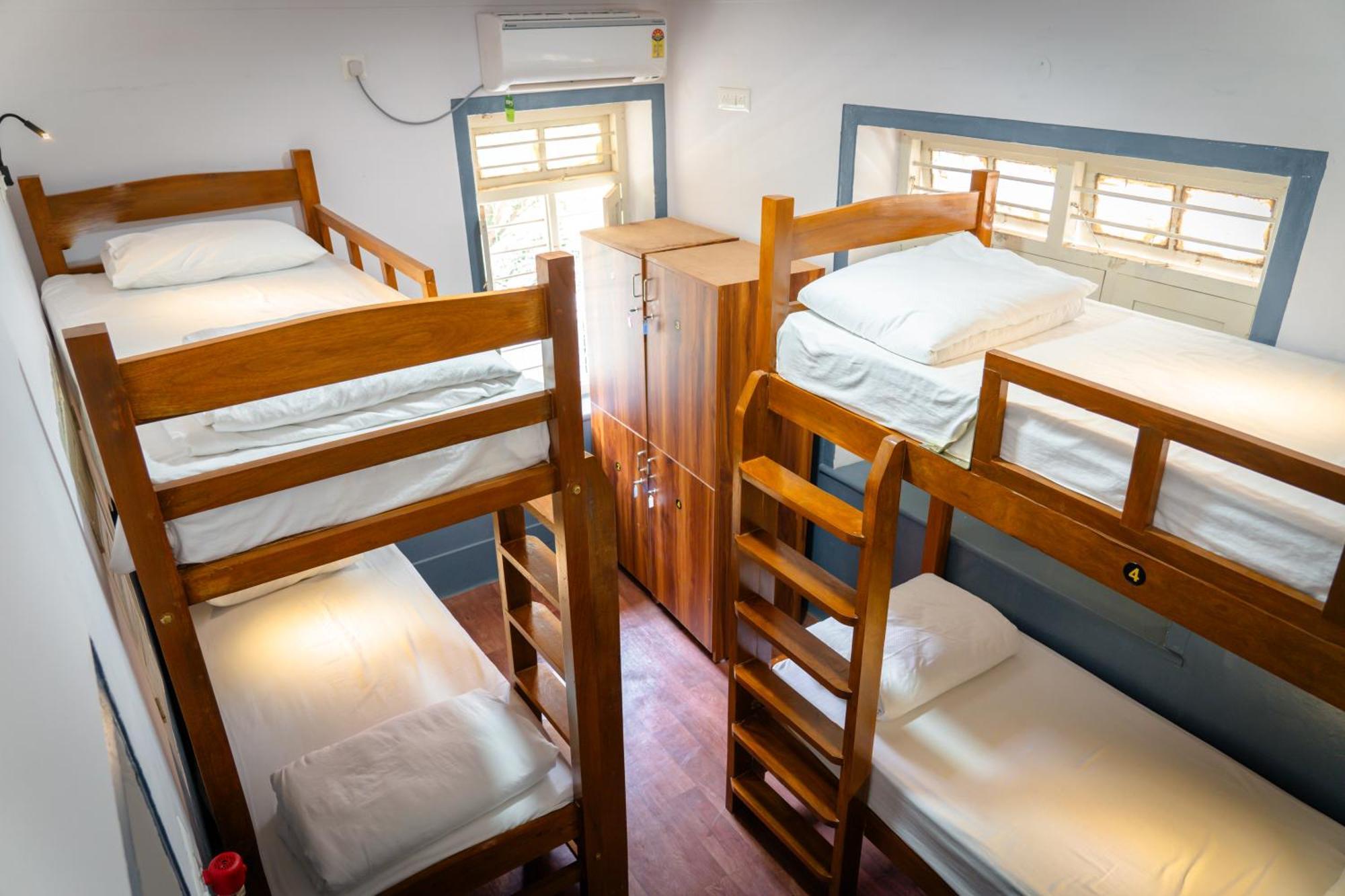 Hostel Leo Vishroam Mysore Exterior foto